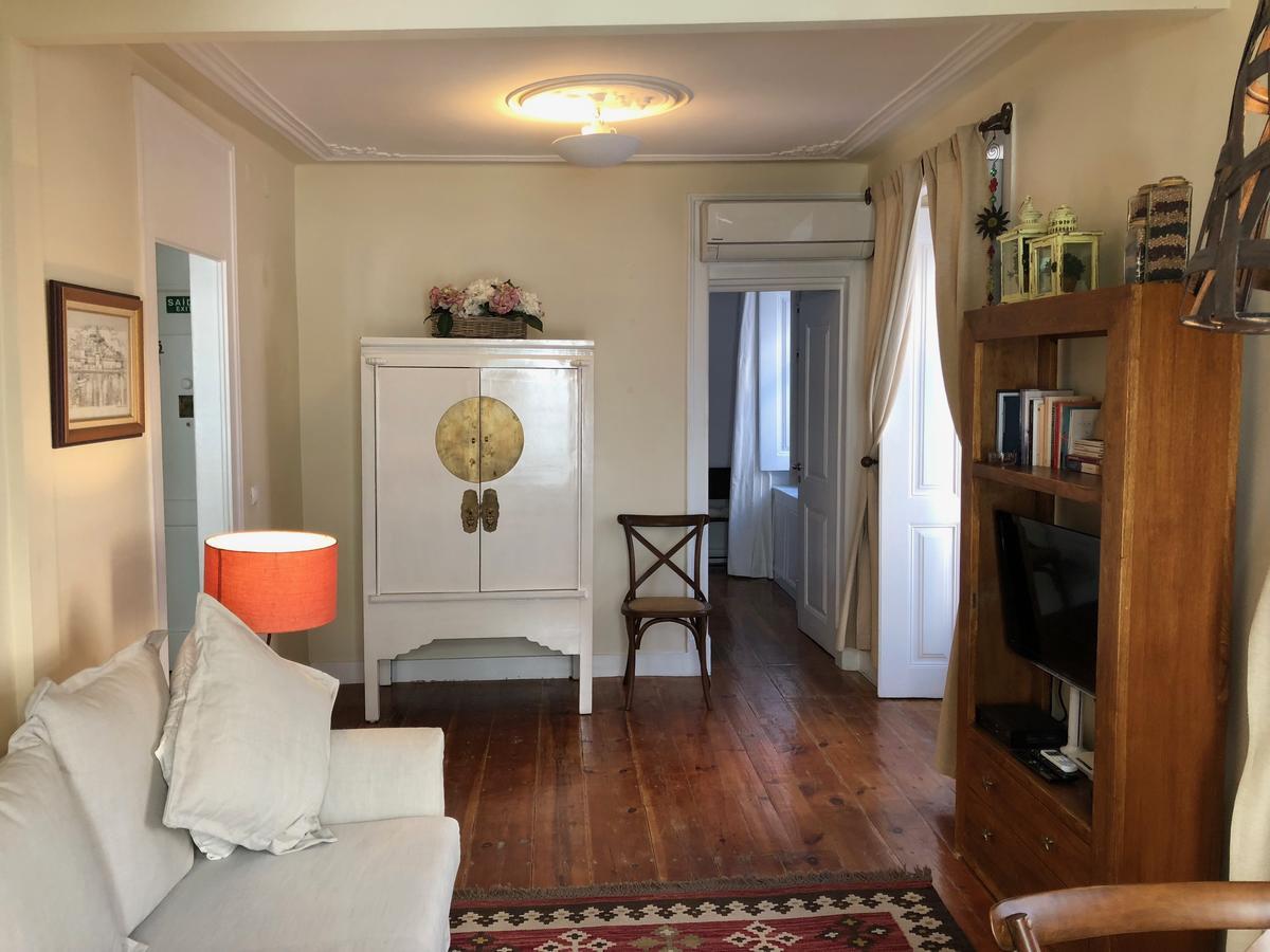 Remodeled Historic Apartment In Bairro Alto Lisboa Eksteriør bilde