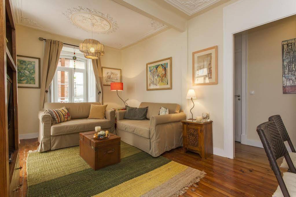 Remodeled Historic Apartment In Bairro Alto Lisboa Eksteriør bilde